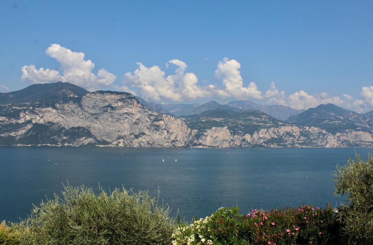 Appartamento Venzo Brenzone sul Garda Exterior foto