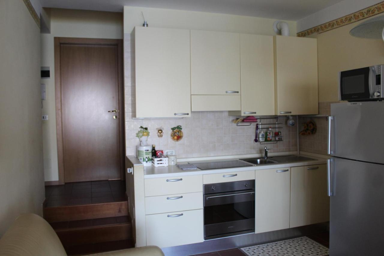 Appartamento Venzo Brenzone sul Garda Exterior foto